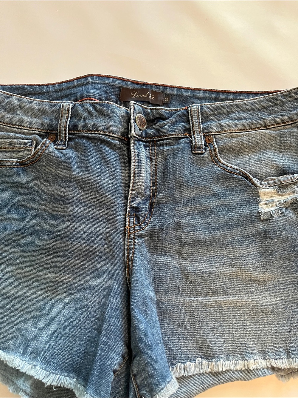 Level 99 Mid Rise Shorts Size 29 - Picture 15 of 16
